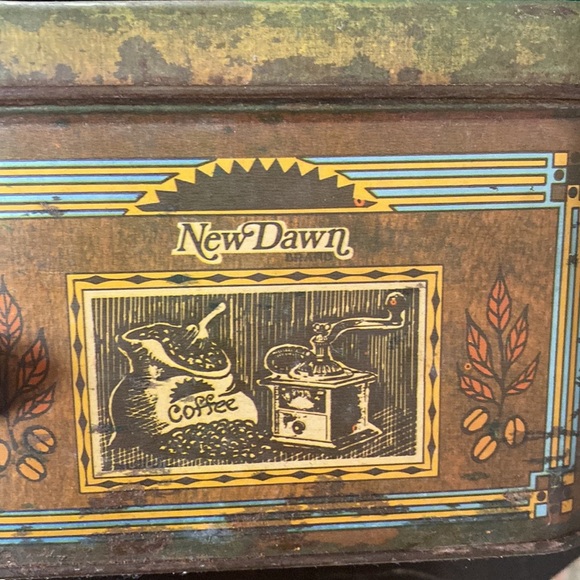 Vintage tin can and lunchbox - Picture 3 of 13
